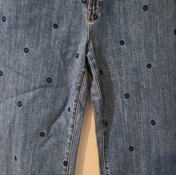 Women's Talbots Everyday Relaxed Fit Jeans, Size 12 - Picture 4 of 8